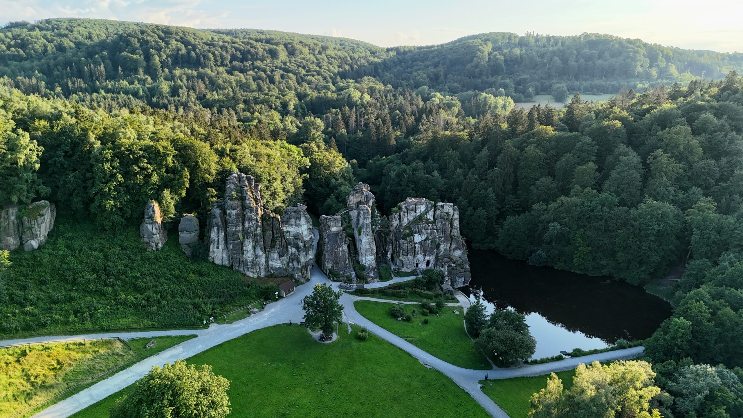 foto van de Externsteine in Horn-Bad Meinberg, Teutoburger Wald